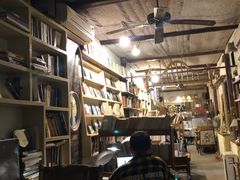 -斯多格书乡(北京大学畅春园店)