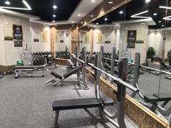 -资和信百货商场