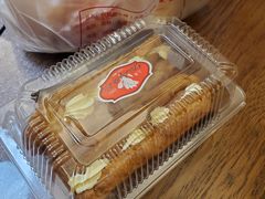 -白玉兰食品甜凤店(合生汇店)