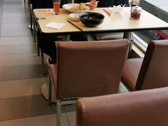 靠窗位-李先生牛肉面大王(东营友谊广场店)