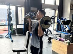 -浩克健身工作室