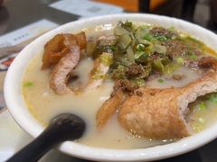-凯峰鱼汤米线(金利達店)