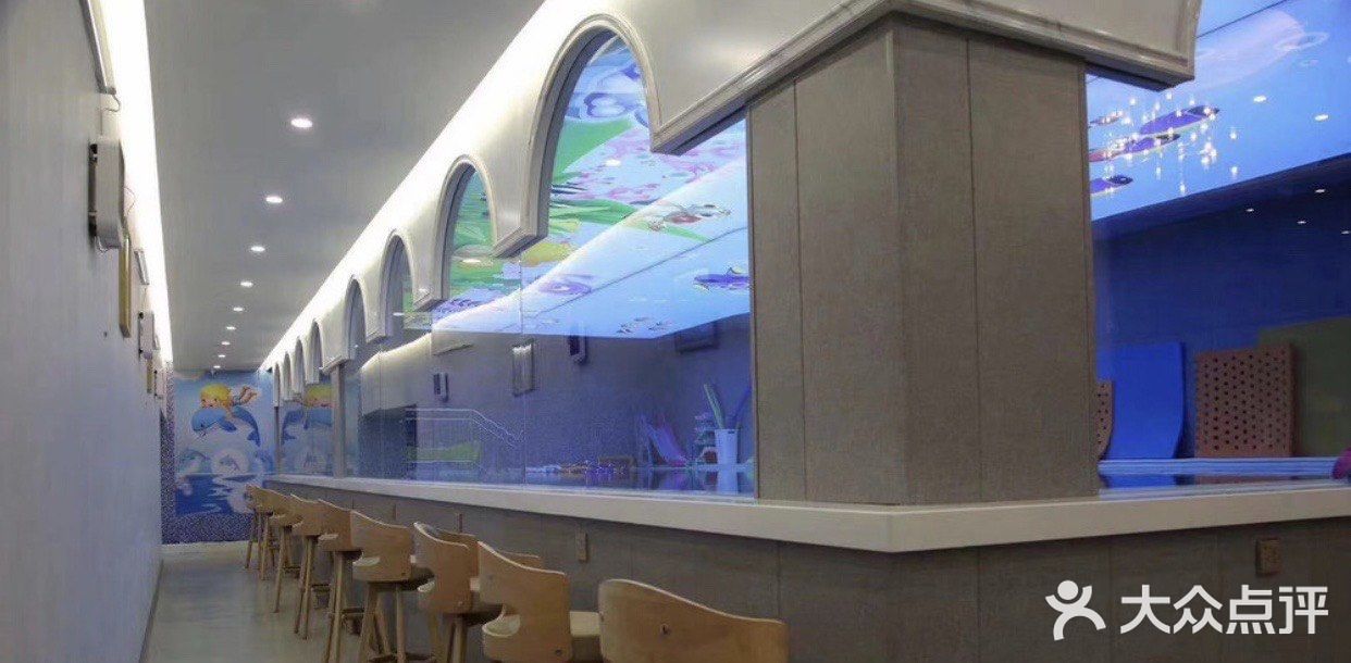 超实惠亲子游泳馆
