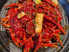 -肥肥虾庄·金牌油焖大虾(杨园滨江时代walk店)