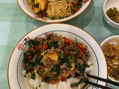 黄瓜皮炒牛肉干拌粉-刘氏三和面馆