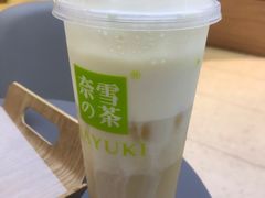 -奈雪的茶(亨特国际广场店)
