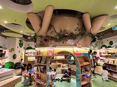 -新华书店(保利水城店)