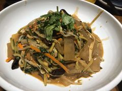 东北大拉皮-95号酱骨·一块豆腐(展春园西路店)
