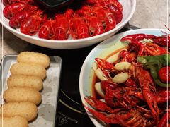 -沪小胖小龙虾(淮海中路旗舰店)