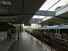 -黄浦路(地铁站)