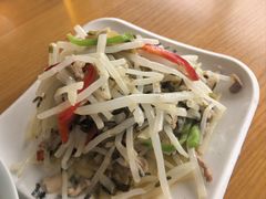 -品鲜村农家菜·阳澄湖大闸蟹(总店)