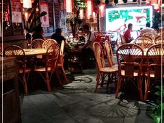 -野山舂·贵州现舂酸汤火锅(鸿通城店)