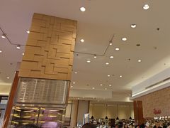 -亚龙湾希尔顿自助餐厅·海鲜·烧烤·沙滩BBQ·现场乐队