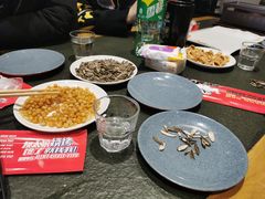 -三兄弟灰太狼烧烤.龙虾烤鱼(上海交大店)