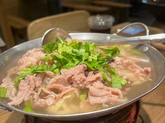 -肖四女乐山跷脚牛肉(滨江天街店)