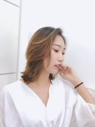 点击看大图 -I+造型烫发染发