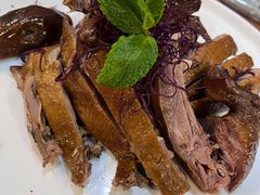 -万重锦·人文川菜馆(骡马市店)