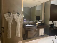 -广州天河希尔顿酒店