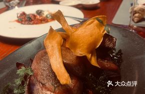 Charcoal-grilled Low-temperature Beef Tongue Red Pepper Nut Sauce