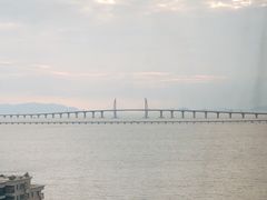 -珠海拱北口岸希尔顿欢朋酒店