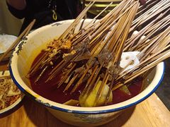 -拈签一笑黄牛肉辣卤串串
