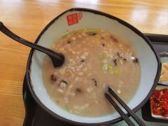 -秦晋味道脆皮肉夹馍(民族园店)