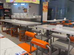 -鱼你在一起(浦东新陆家嘴滨江中心店)