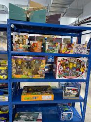 -逝水玩具折扣店