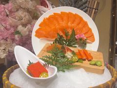 -雍容荟活帝王蟹活龙虾自助(苏宁旗舰店)