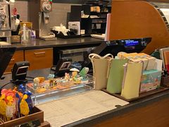 -星巴克(上海虹桥新天地二店)