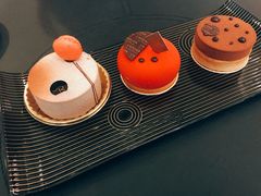 -Salon de The de Joel Robuchon(外滩18号店)
