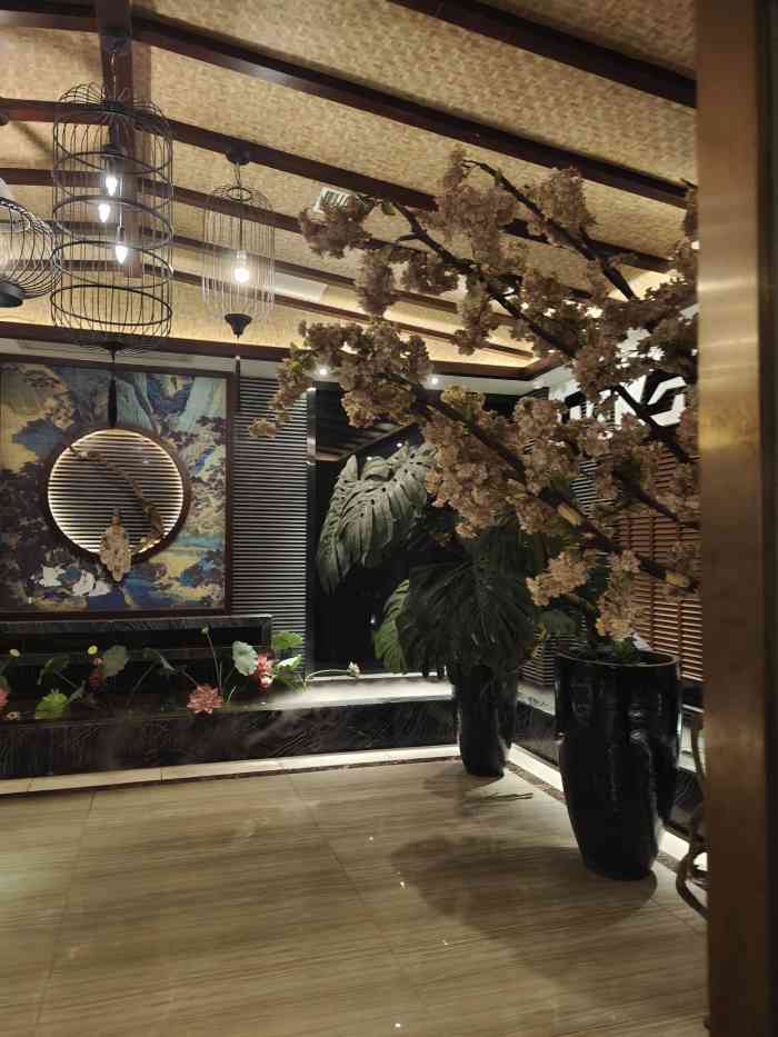 臻品足道(杨家湾no.4店)-"最近压力比较大身上又酸又痛 虽然在经期但.