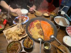 -萍姐火锅·公路夜市(武汉首店)