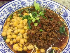 -渝之汇牛肉豌杂面