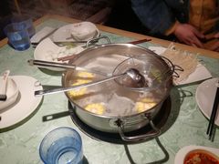-浪里寻·臻牛养生牛肉火锅(方圆荟店)