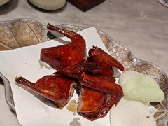 -蝴蝶里·粤菜·点心(龙湖天街&滨江店)