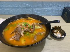 酸汤肥牛米线-缘久缘米粉(新街口店)
