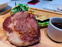 -深圳富苑皇冠假日套房酒店