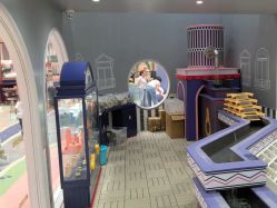 -奈尔宝家庭中心·亲子餐厅(鄞州万达店)