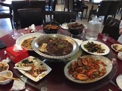 -鸿亨泰杂鱼馆(港馨家园店)