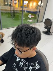 -尤司男士国潮理发馆