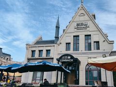 -LENBACH兰巴赫西餐啤酒坊(大连东港店)