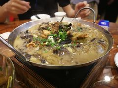 小鸡炖蘑菇-双福饺子营餐厅(财富广场店)
