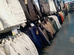 -迪卡侬(苗岭路店)