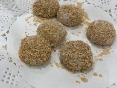 燕麦芝麻汤圆-品香菜馆(旗峰路中侨大厦店)