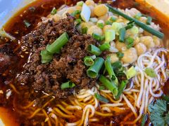-重庆小面·抄手(解放碑好吃街店)