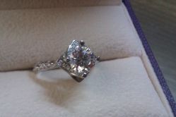 未命名1-威德钻石-克拉钻大本营(南京东路店)