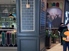 -钱小奴海鲜自助黑金店(杭州滨江龙湖店)