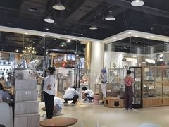 -藏猫猫咖啡主题馆(中央大道店)