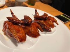 脆皮乳鸽-新荣记(西溪湿地店)